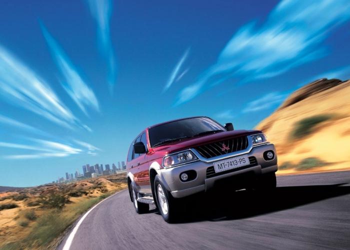 Den første generation af Mitsubishi Pajero Sport - ejer anmeldelser og en gennemgang af de legendariske SUV'er