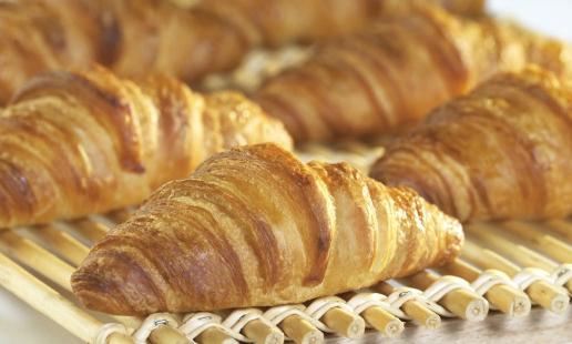 Croissanter af gærpuffekage - en ægte fransk delikatesse